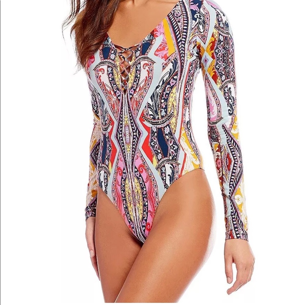 FINAL FREE PEOPLE PICK A PLACE BODYSUIT